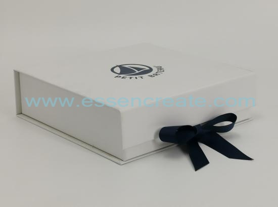 Foldable White Gift Box